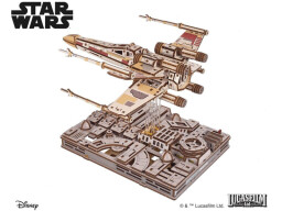 Ugears 3D dřevěná mechanická skládačka Star Wars Luke Skywalker X-Wing stíhačka